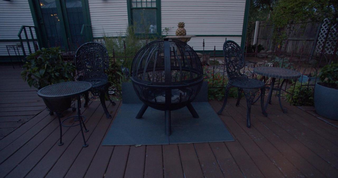 Granbury Gardens Bed And Breakfast Extérieur photo